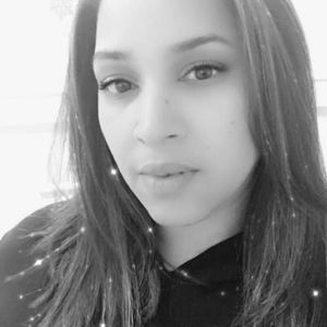 Meet your Posher, Omayra